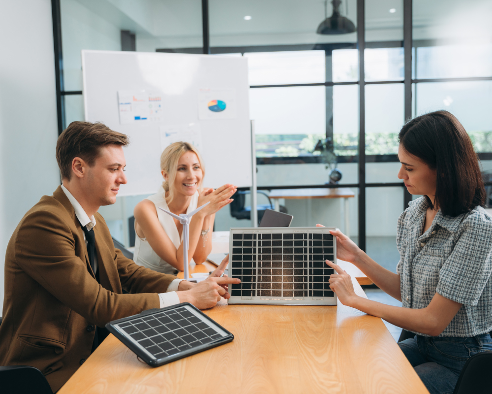 Kombination von Photovoltaik-Hardware mit Strom- und Gastarifen zur Maximierung der Rentabilität